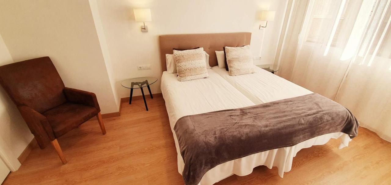 Fan Rooms Galvez Malaga Luaran gambar